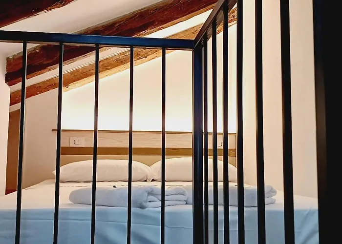 Dimora Muneghette 181 Apartsuite House *